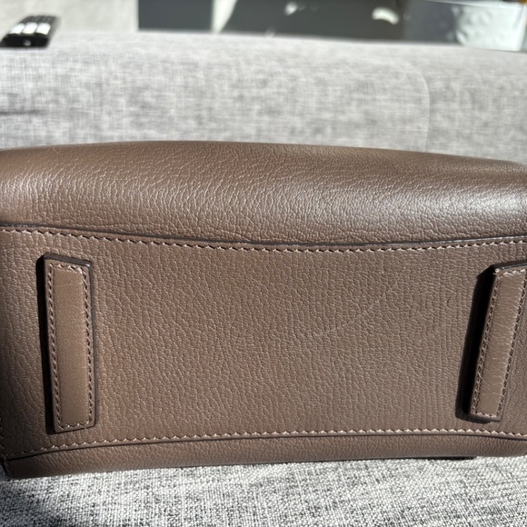 Givenchy Mini Antigone Gray leather bag - Picture 11 of 11